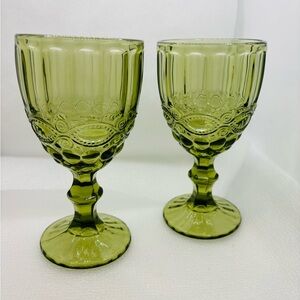 Green Wine Glasses set of 2 Vintage Glassware Water Goblets 10 OZ